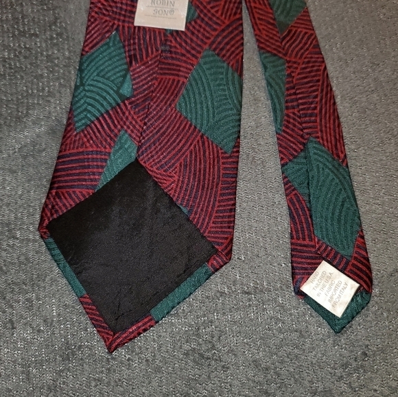 Red Tie with Green Squares - NEW - Picture 7 of 7